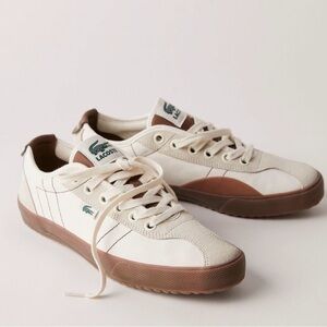 Lacoste Women Backslam Low Top Sneakers, size 9.5 only worn twice